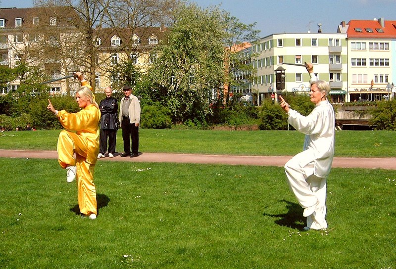 gerade K&ouml;rperhaltung keine R&uuml;ckenschmerzen mehr